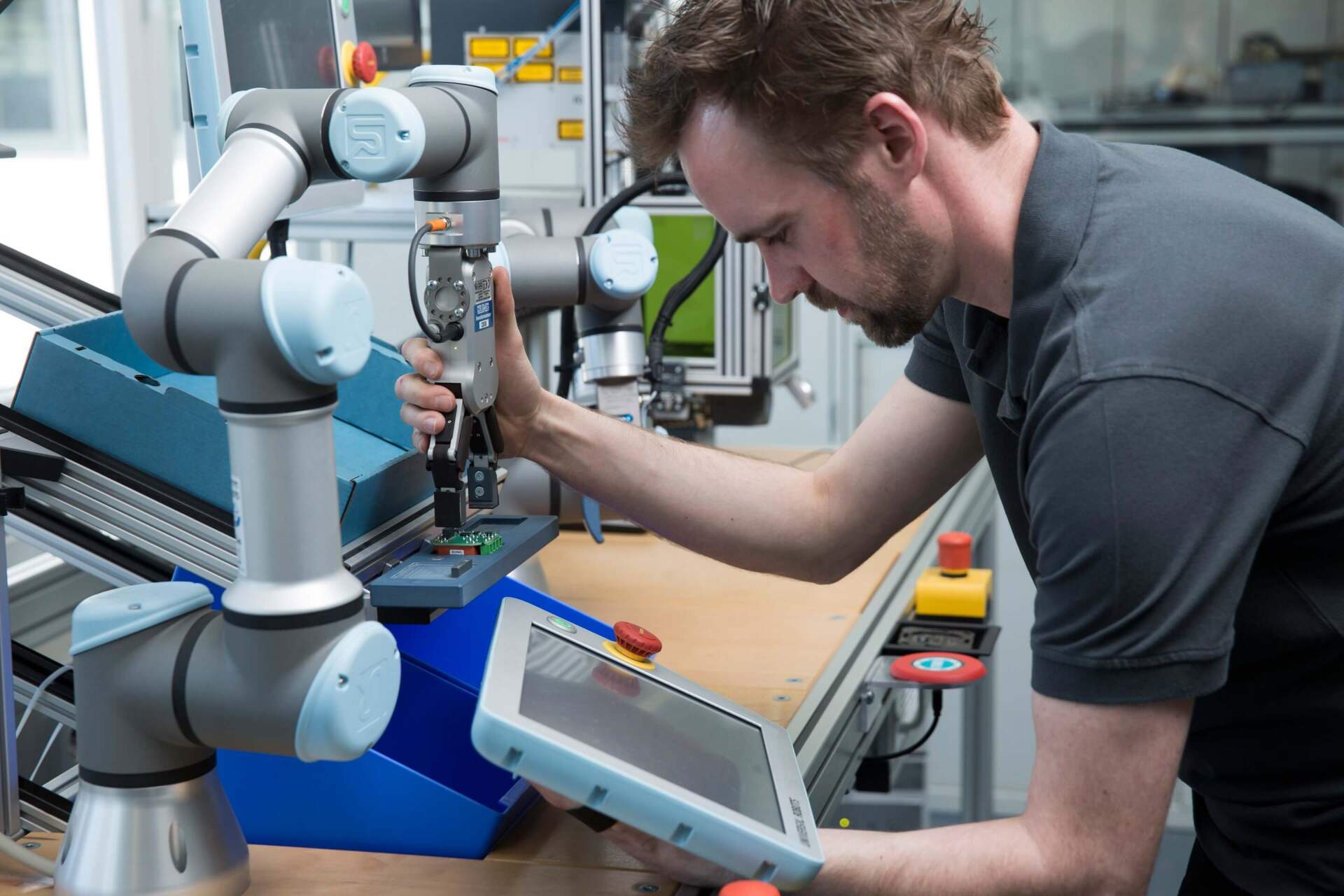 cobot kollaborierende roboter leasen scaled